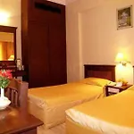 Hotel Sakithyan